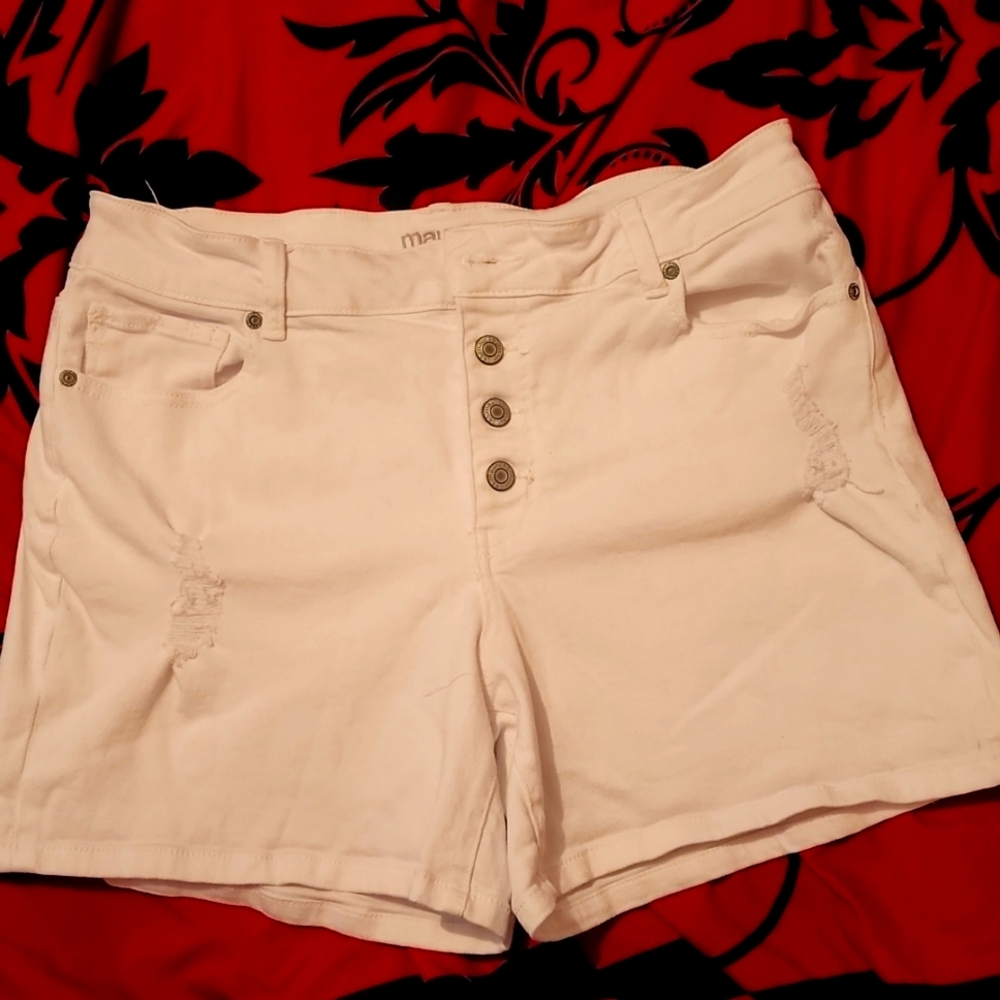 Maurices high rise button up shorts